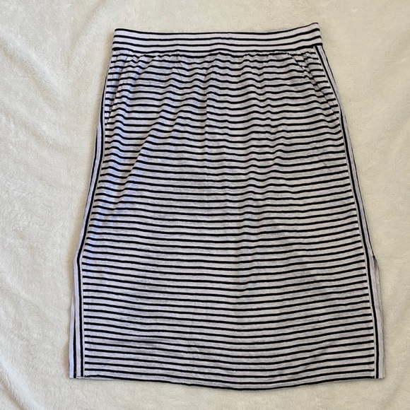 Eileen Fisher Dresses & Skirts - Eileen Fisher Black and White Striped Skirt - Size Medium